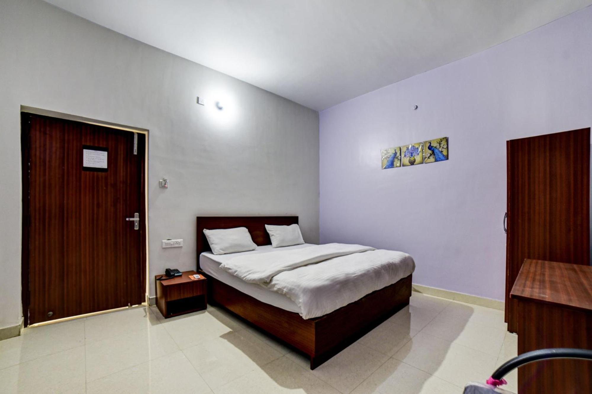 Hotel O The Hotel Quaint Khagaul エクステリア 写真