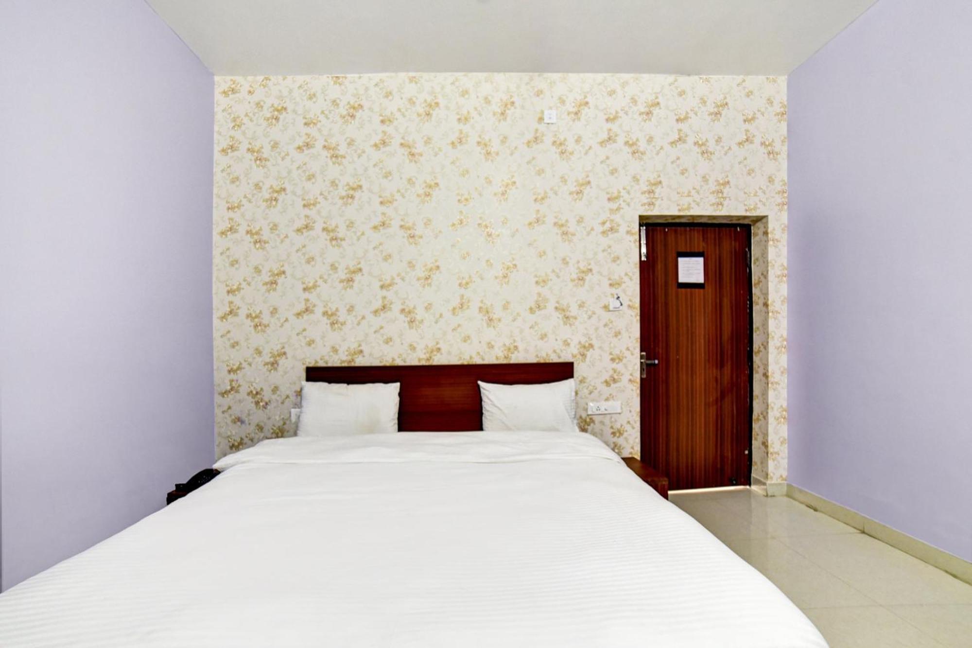 Hotel O The Hotel Quaint Khagaul エクステリア 写真