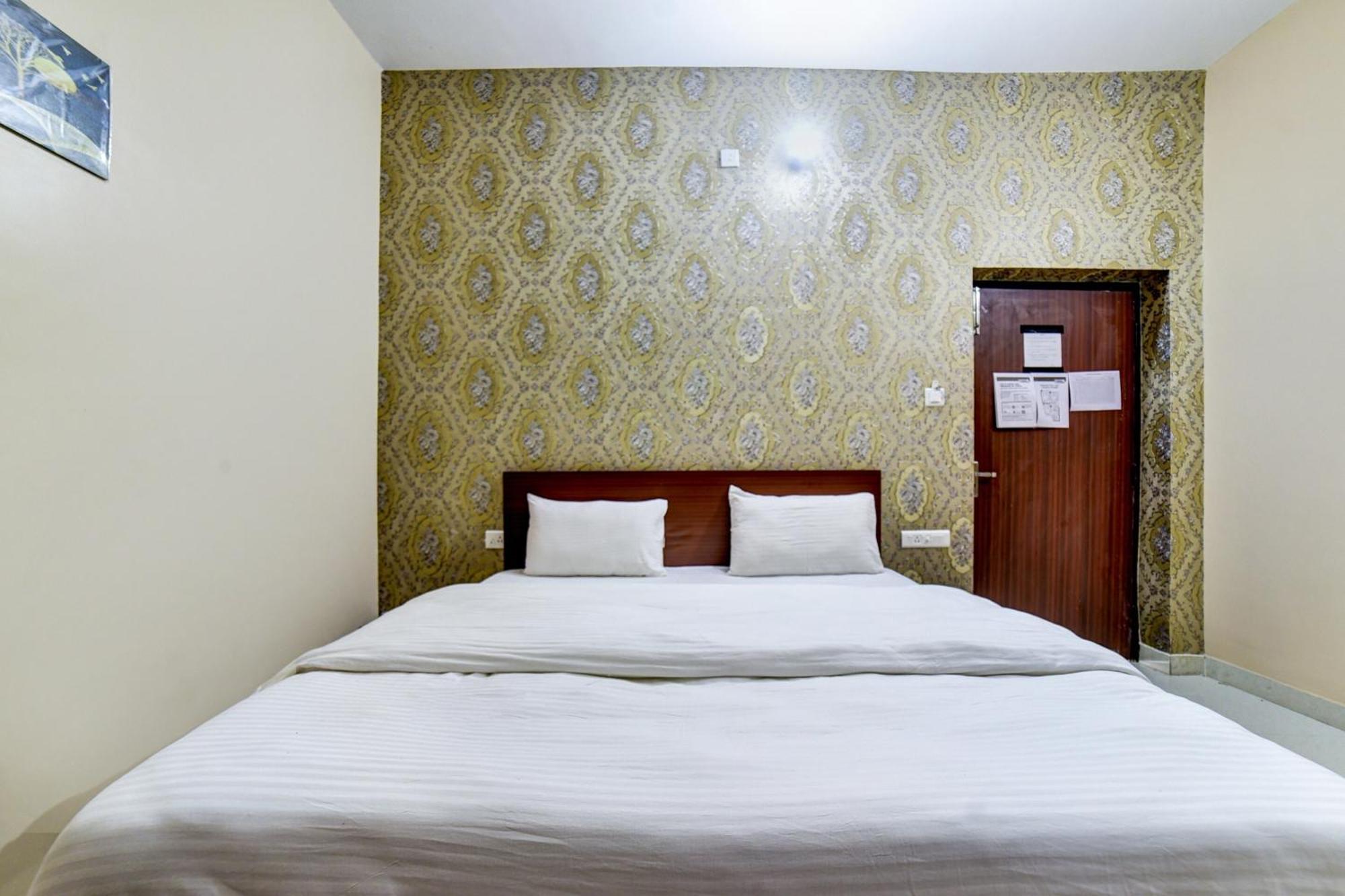 Hotel O The Hotel Quaint Khagaul エクステリア 写真